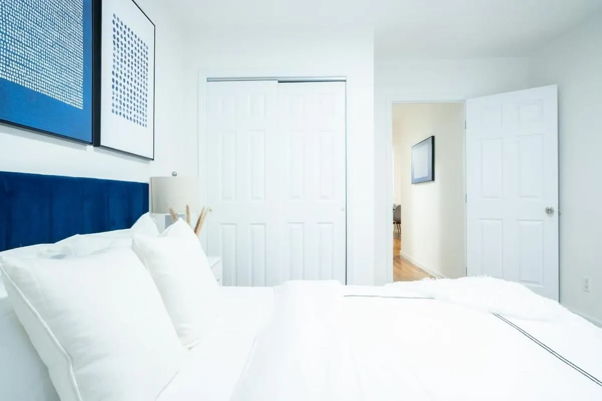 49-3B Newly Renovated 2Br Wd Midtown East Apartment New York 0*,  United States