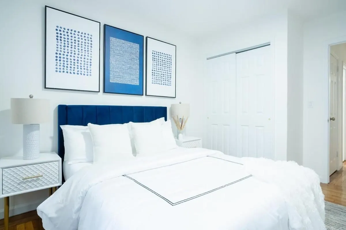 49-3B Newly Renovated 2Br Wd Midtown East Apartment New York