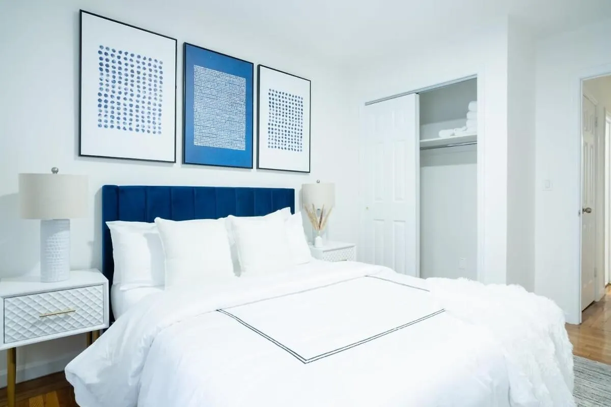 49-3B Newly Renovated 2Br Wd Midtown East Apartment New York
