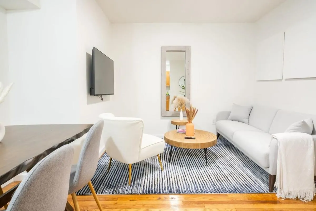 49-3B Newly Renovated 2Br Wd Midtown East Apartment New York 0*,  United States