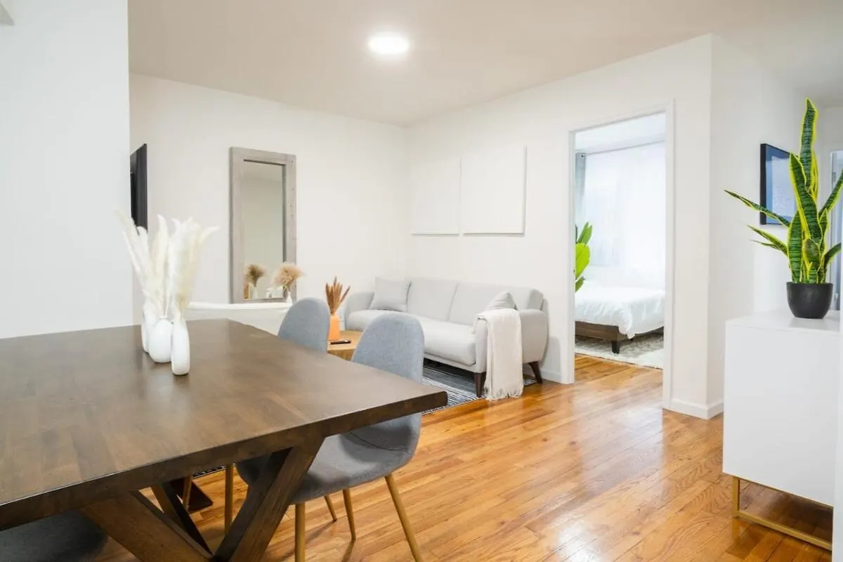 49-3B Newly Renovated 2Br Wd Midtown East Apartment New York